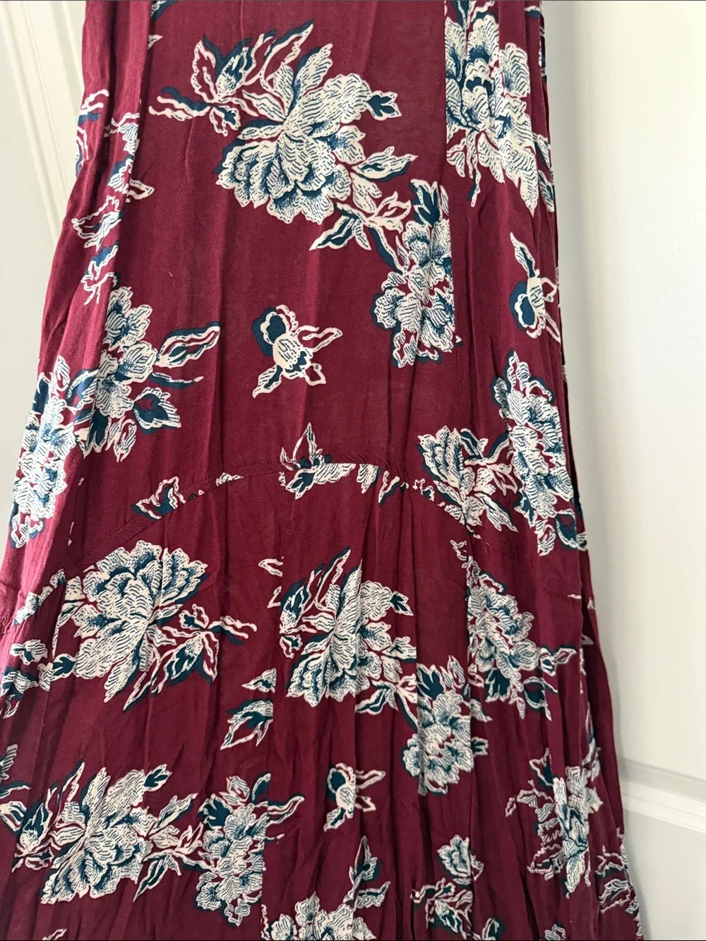 Abercrombie & Fitch lightweight slip